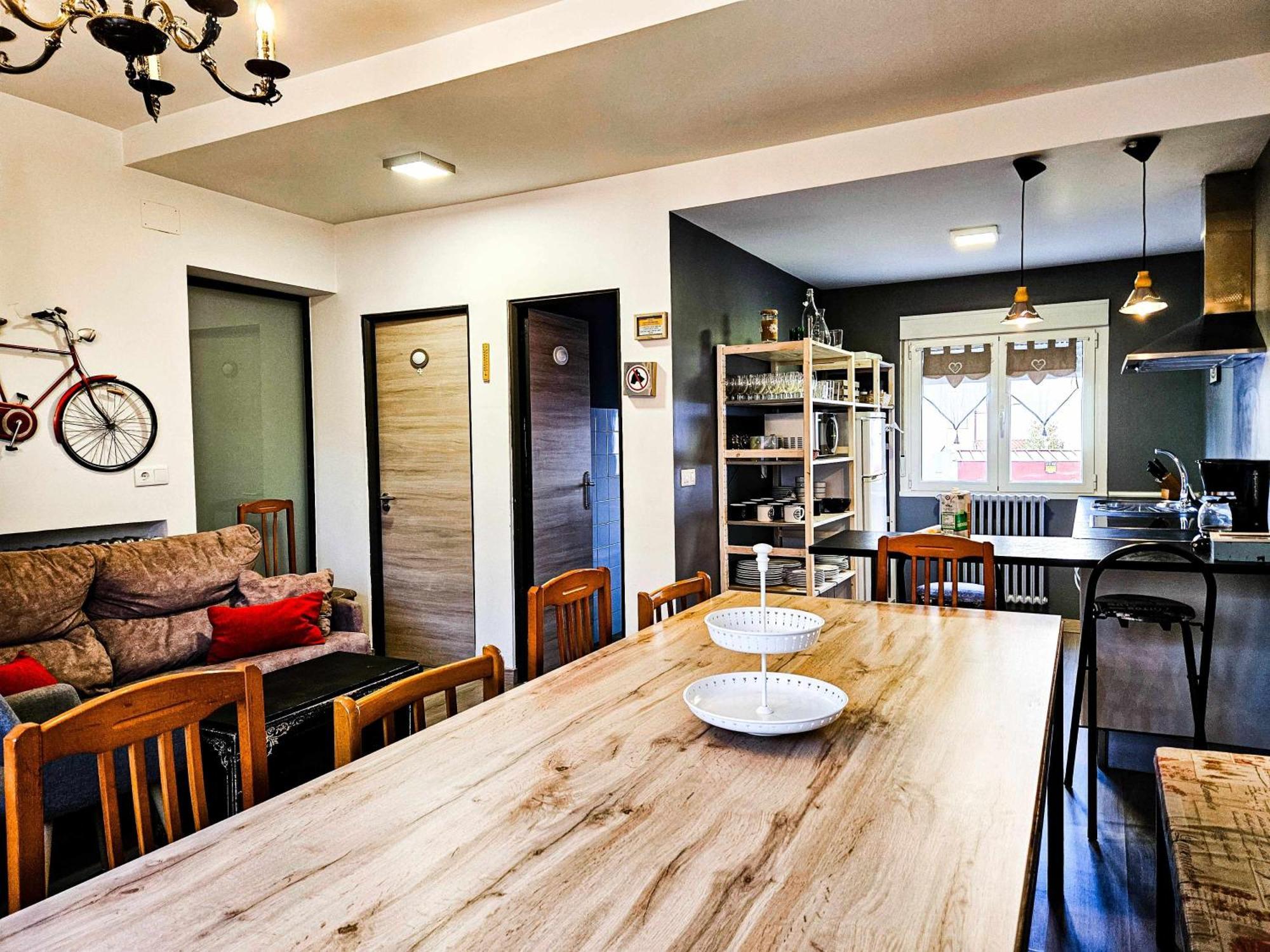 Oak House Oakplacescom เลออน ภายนอก รูปภาพ