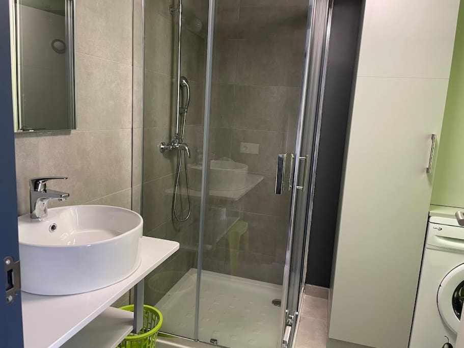 Oak House Oakplacescom เลออน ภายนอก รูปภาพ